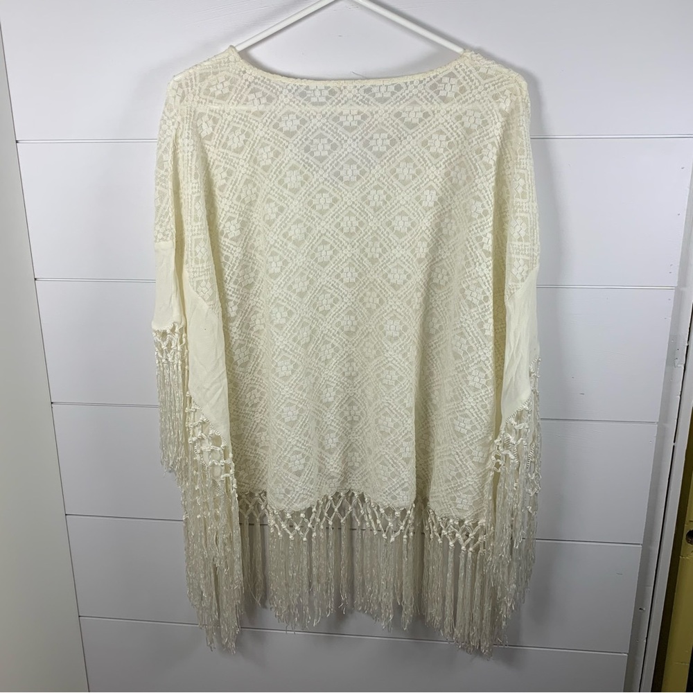 Boho Cream Crochet Lace Top Sz M / L Festival Coverup Fringe Gypsy Fairycore - Picture 2 of 11